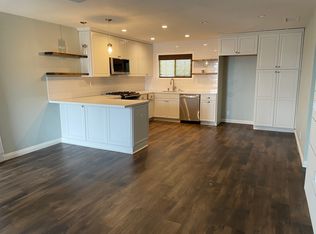 802 California St #C, Huntington Beach, CA 92648