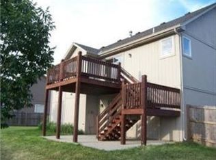 22369 S Jefferson St, Spring Hill, KS 66083