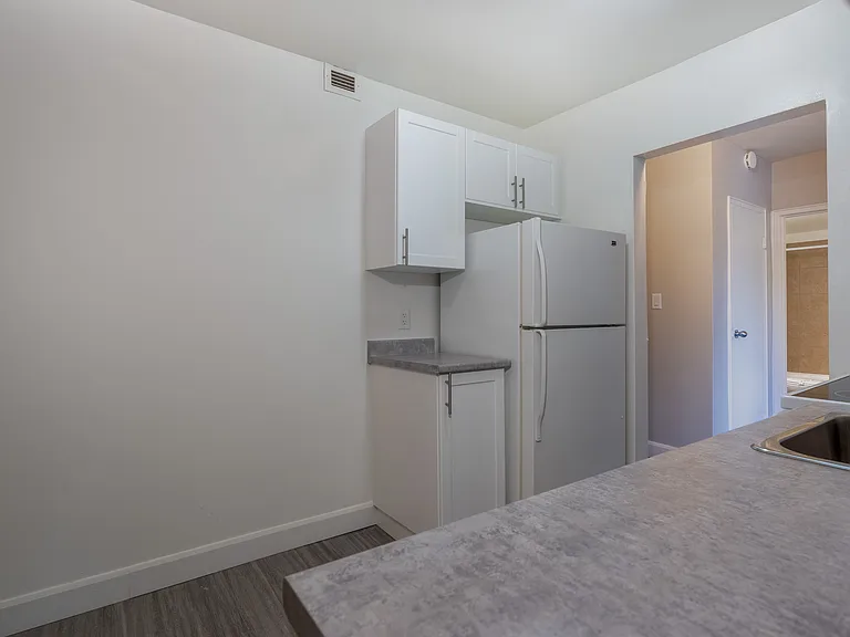 875 Colborne Rd — Photo 11