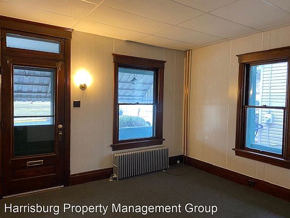 4th image of 606 Center St #606A