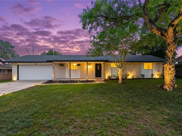 4514 White Oak Dr, Corpus Christi, TX 78410