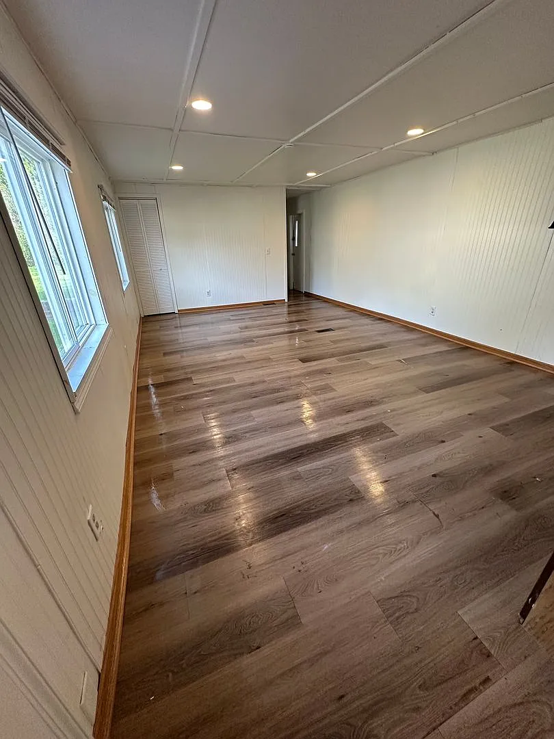 Orchard Park — Photo 3
