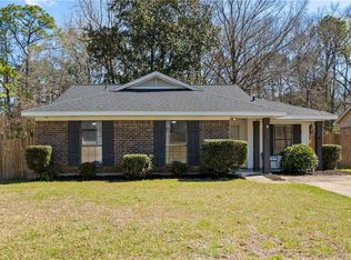 801 Copperfield Dr E, Mobile, AL 36608