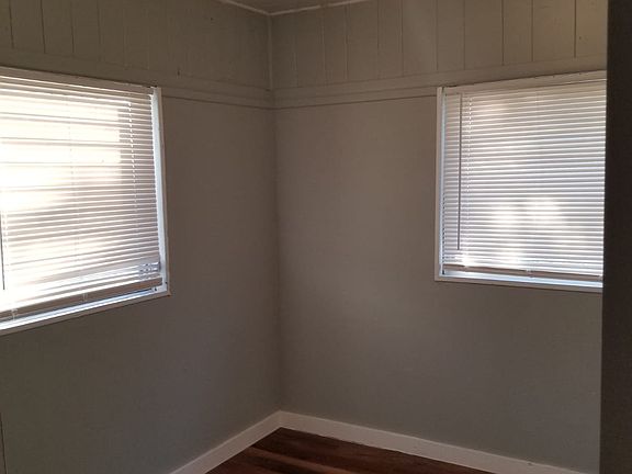 3rd image of 1410 E Annie St