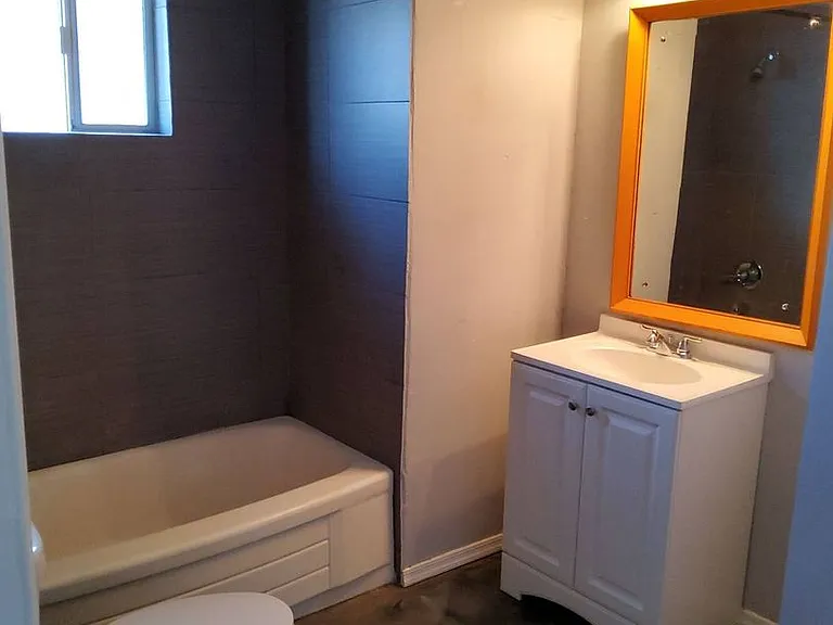 3427 N 12th Pl — Photo 14