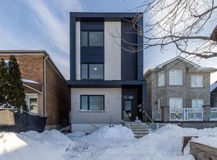 29 Hatherley Rd #A, Toronto, ON M6E1V8