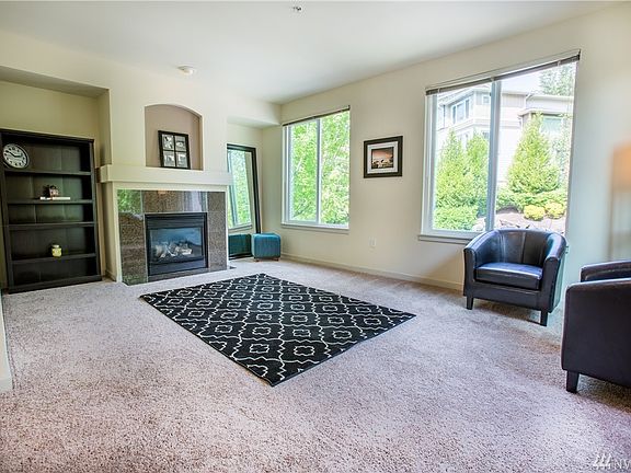2nd image of 21299 SE 42nd Ln