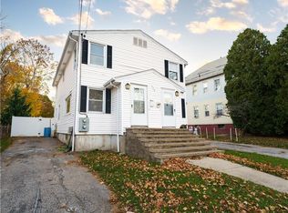 563 Laurel Hill Ave, Cranston, RI 02920