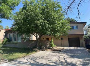 1970 Camino Mora, Los Alamos, NM 87544