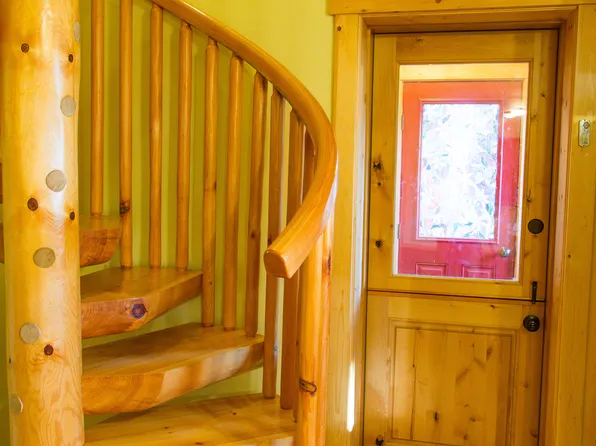 498 35th St, Port Townsend, WA 98368