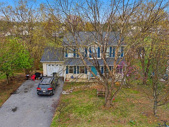 2nd image of 279 Jetta Cir