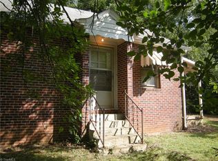 100 Spring St, Kernersville, NC 27284