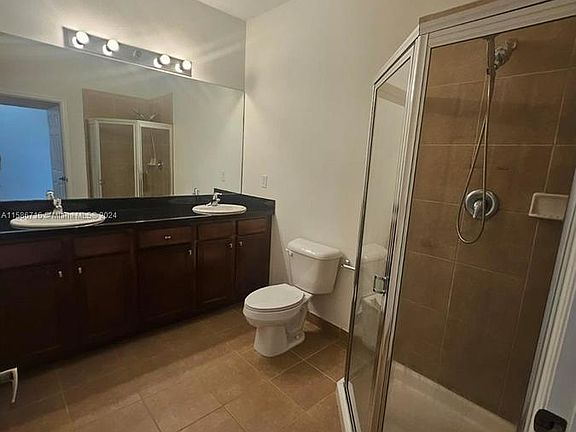5th image of 948 SW 147th Ave #2612
