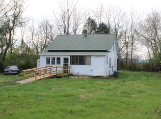 32046 Old Stage Rd, Glade Spring, VA 24340