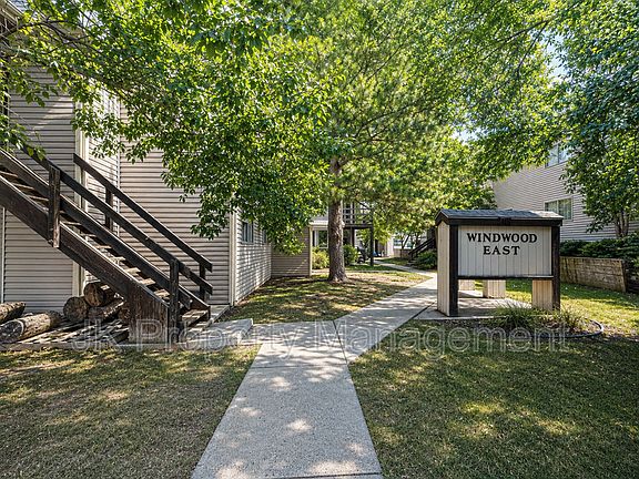 4th image of 401 50th St S #14