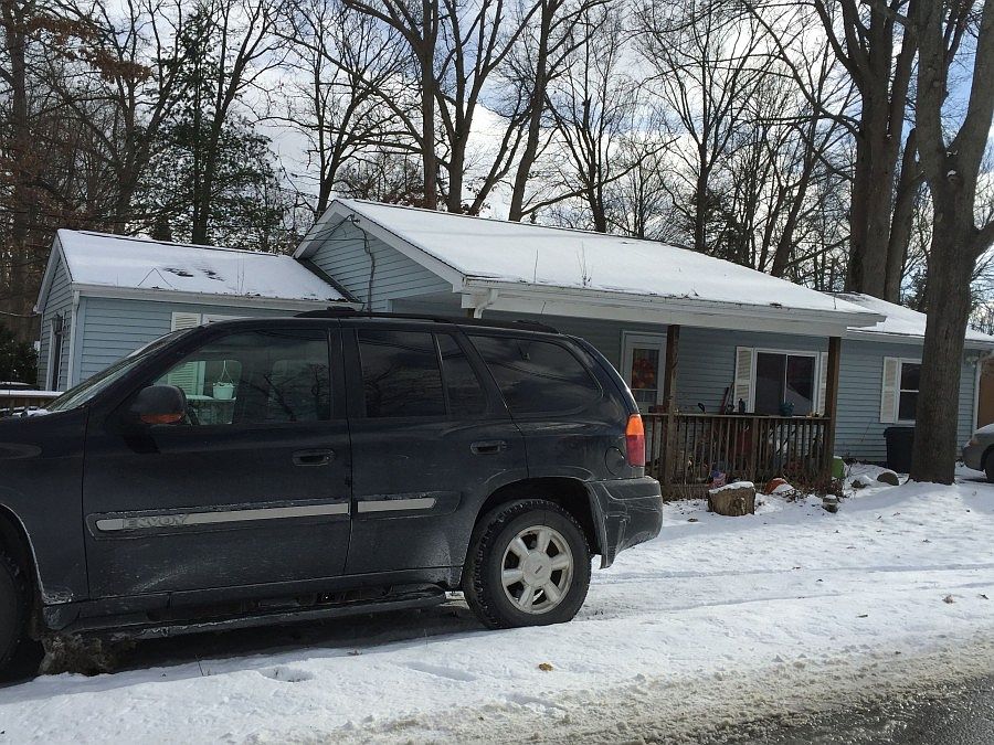 2nd image of 804 Lakeshore Dr