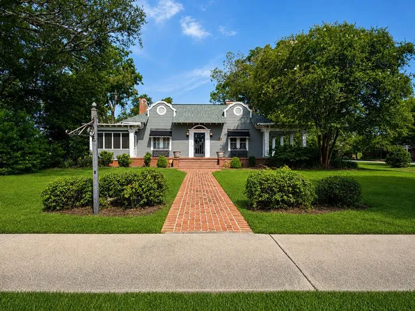 404 Gaskin Ave N, Douglas, GA 31533