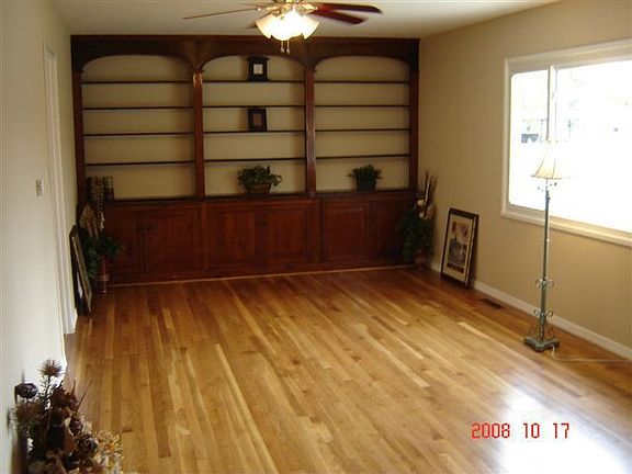 2nd image of 490 Deerfield Dr