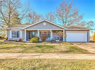 6757 Christina Marie Ln, Hazelwood, MO 63042