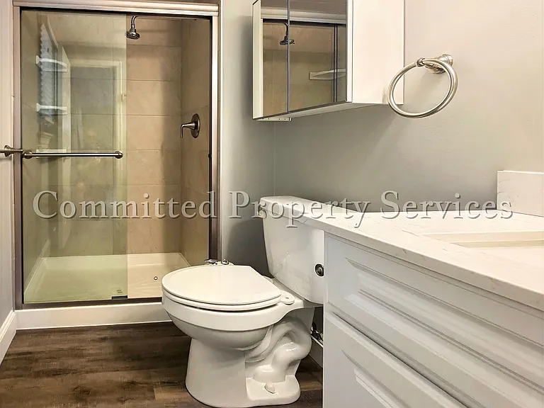 38156 Southfarm Ct — Photo 12