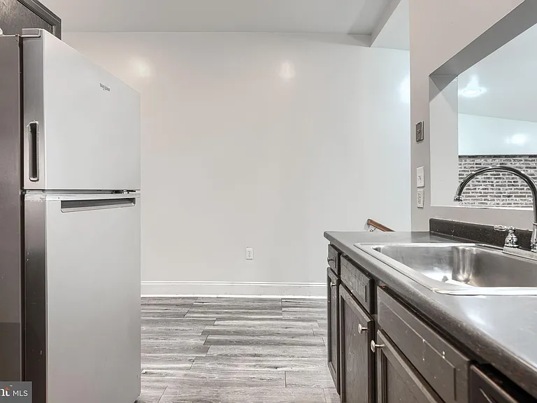 1524 Madison Ave #3 — Photo 7