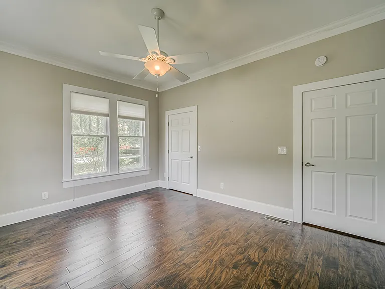 121 Brown St — Photo 26