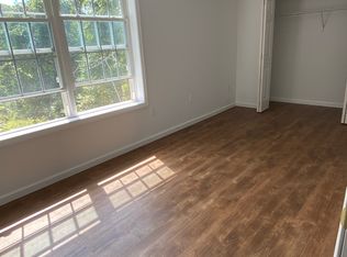 34 Lakeview Heights Dr, Honesdale, PA 18431