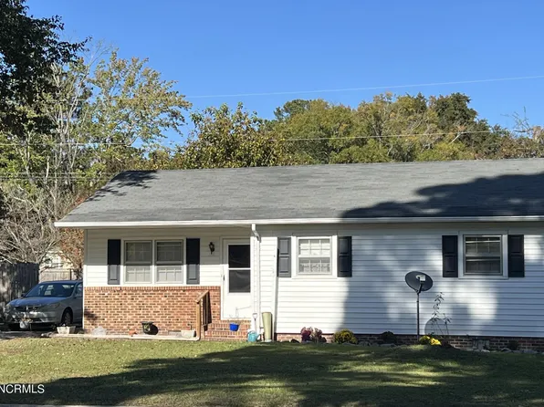 2611 Crockett Drive, Greenville, NC 27858