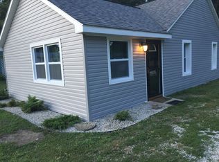 520 N McClellan St, Sullivan, IL 61951