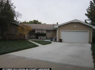 1036 N 74th Ave, Omaha, NE 68114