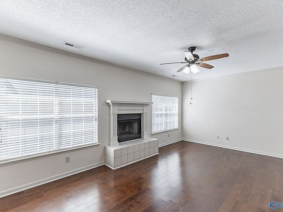 2nd image of 116 Bridletrace Ln