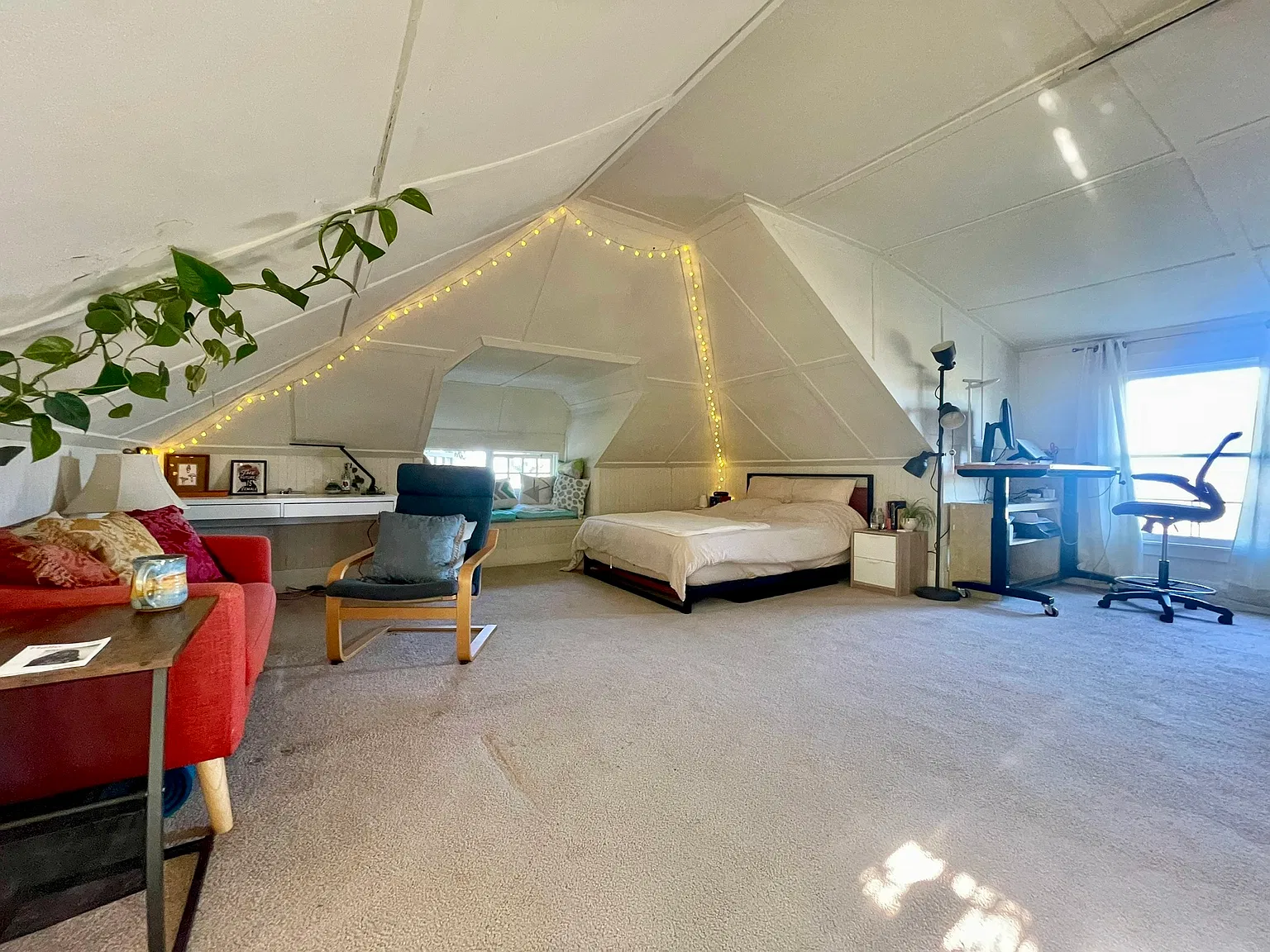 5 bed, 3000 sqft, $928 — Photo 4