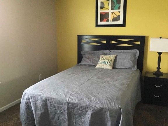 4th image of 509 Hunters Run St #8B