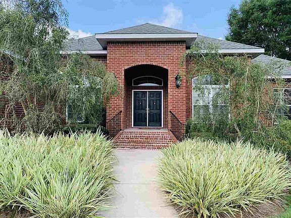 3rd image of 9611 Yarrow Cir