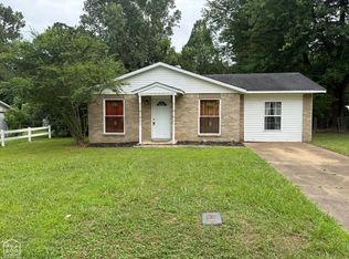 1407 Dana Debbie St, Jonesboro, AR 72405
