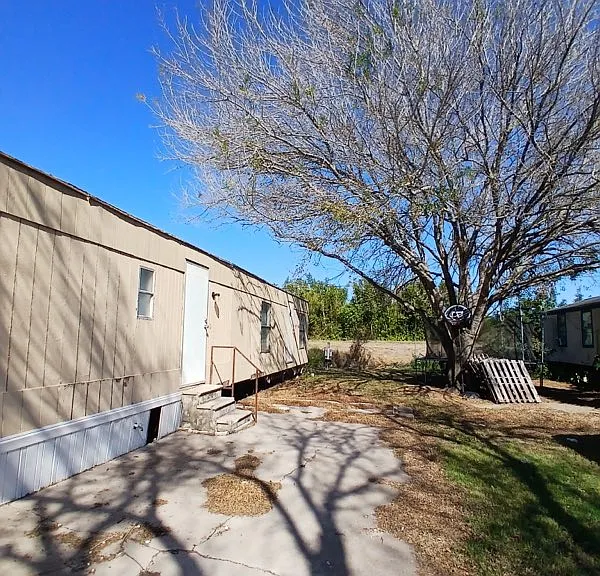 320 Mesquite Ln #20B — Photo 8