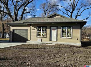 4546 N 16th St, Omaha, NE 68110
