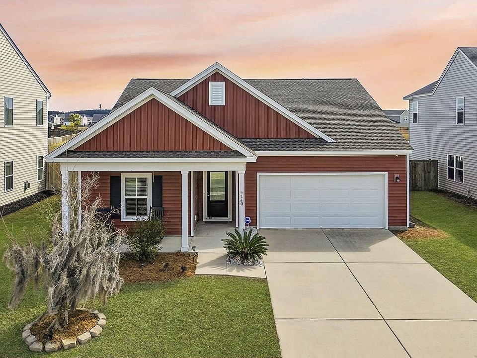 1st image of 140 Lucca Dr