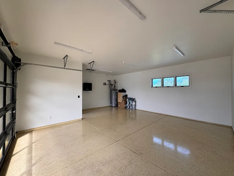 170 Haniu St — Photo 13