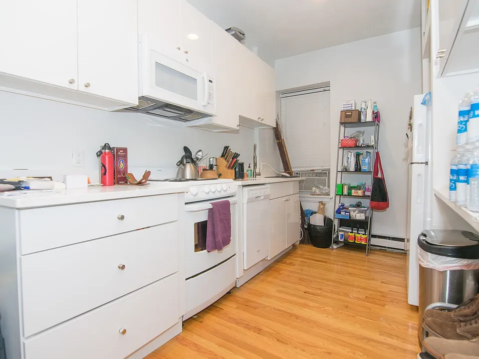55 Westland Ave #3