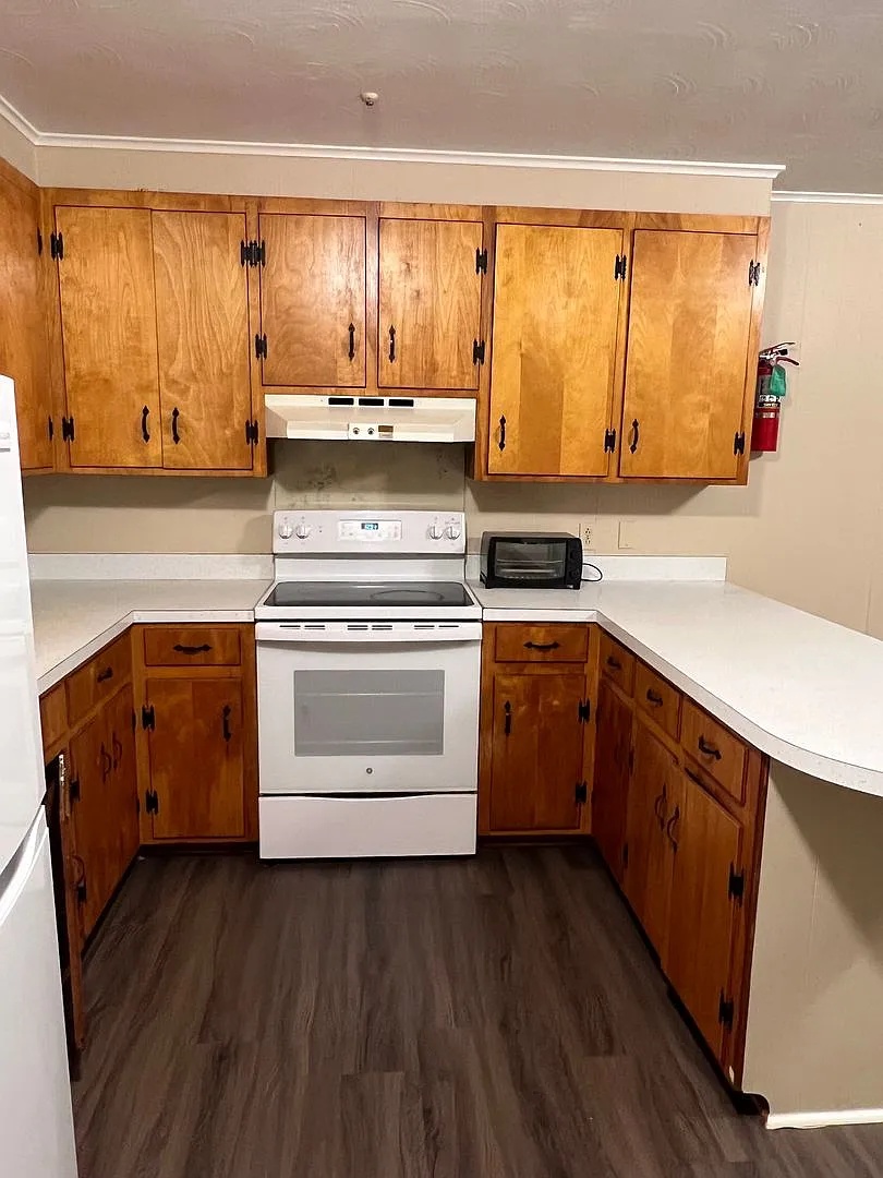 1607 Laban Ave — Photo 3