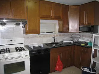 Rented by Alexiou Realty