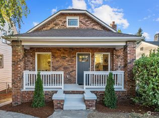 8121 16th Ave SW, Seattle, WA 98106