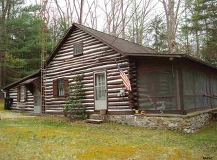 2093 Pine Grove Rd, Fayetteville, PA 17222