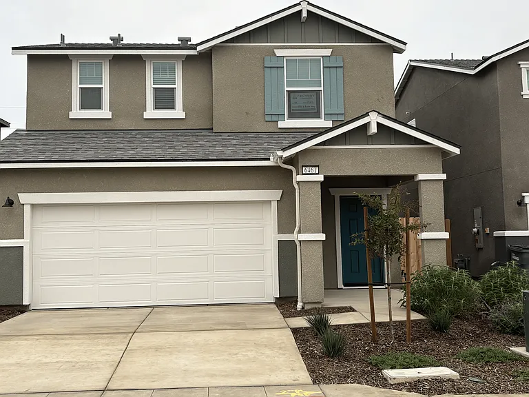 6461 W Austin Way — Photo 2