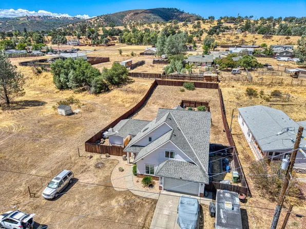 2920 Meadow Creek Road, Clearlake Oaks, CA 95423