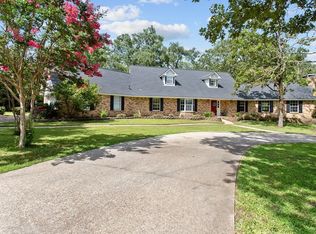 812 Edgewood Cir, Lufkin, TX 75904