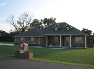 2207 Brahman Cir, Newcastle, OK 73065