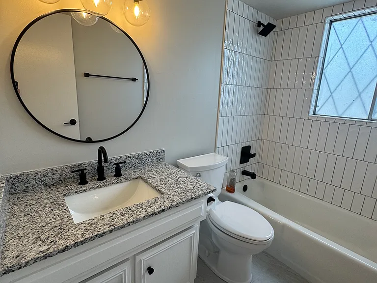 6 E 22nd St #222 — Photo 7