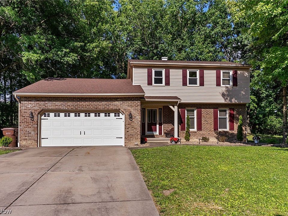 1st image of 511 Stoneybrook Ln